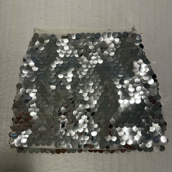 12th Tribe Silver Sequin Mini Skirt - Picture 1 of 3